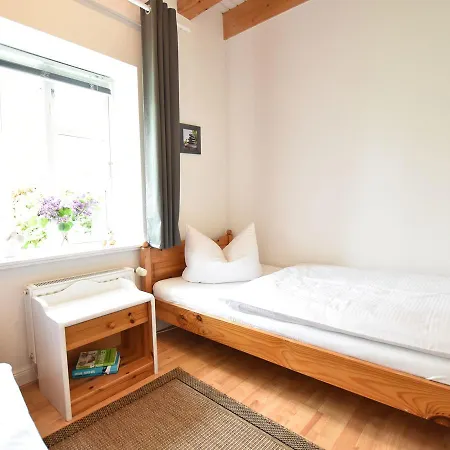 Apartment Cosy In With Fireplace Poel