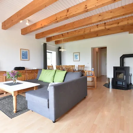 Apartment Cosy In With Fireplace