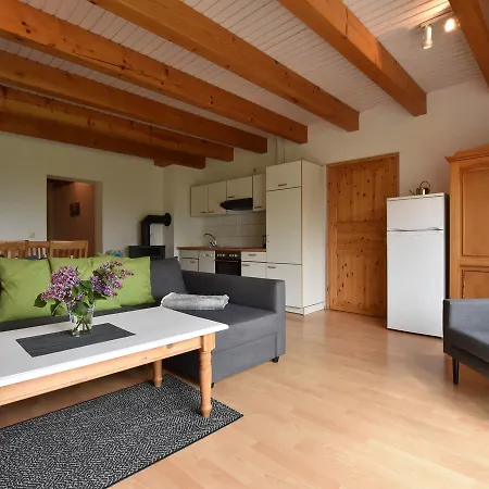 Cosy In With Fireplace Apartment *